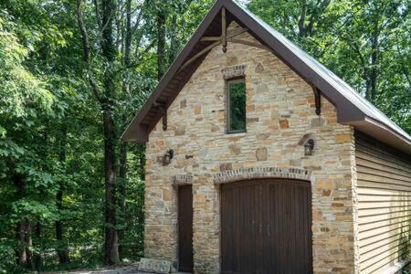 Cozy 2 Bedroom Cabin Nestled In Wooded Hideaway Monterey Luaran gambar