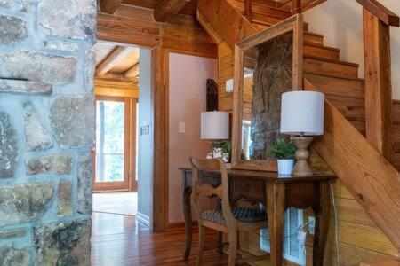 Cozy 2 Bedroom Cabin Nestled In Wooded Hideaway Monterey Luaran gambar