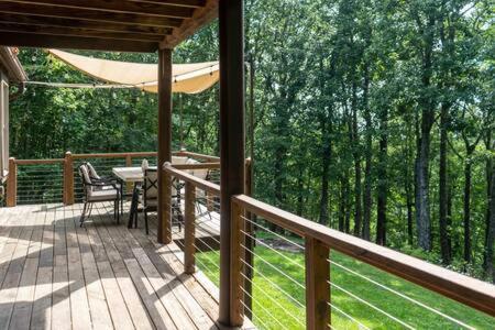 Cozy 2 Bedroom Cabin Nestled In Wooded Hideaway Monterey Luaran gambar